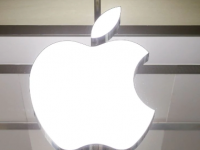 苹果表示最新的iPhone将使用回收的稀土材料生产