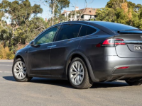 特斯拉Model S和Model X将保留至2022年