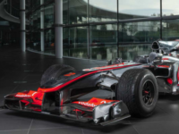 Lewis Hamilton的2010迈凯轮梅赛德斯F1汽车被拍卖