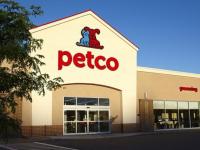 Petco因宠物行业的繁荣而扭亏为盈