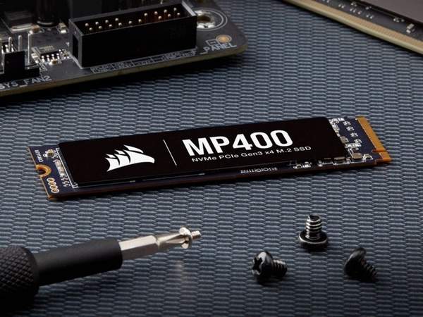 海盗船MP400正式发布,传输速度达3400MB/秒