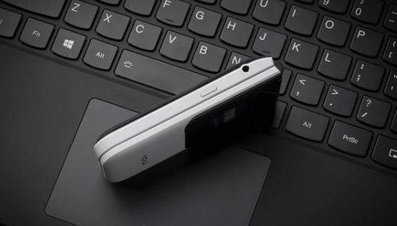 诺基亚2720手机正式发布,没有屏幕折痕的手机!