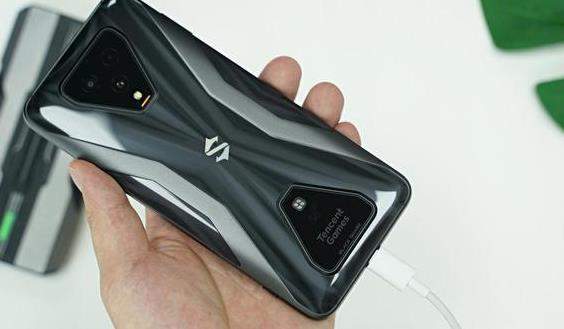 腾讯黑鲨游戏手机3s多少钱-黑鲨游戏手机3s价格