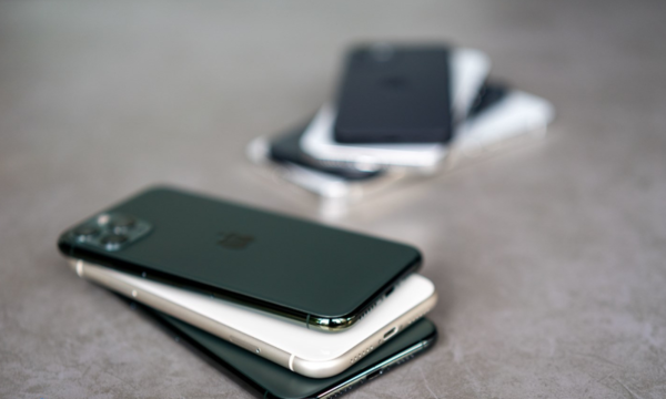 iPhone12将不含耳机充电线等配件,以抵消5G零部件成本