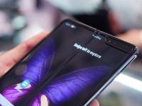 互联网看点：三星Galaxy Z Fold2价格曝光售价低于上一代!