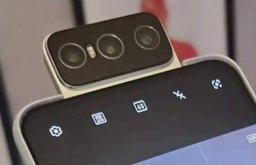 华硕ZenFone7系列参数配置:OLED屏幕+侧边指纹解锁