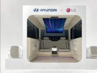 互联网看点：LG与现代汽车推出IONIQ概念客舱77英寸OLED柔性显示屏太显眼