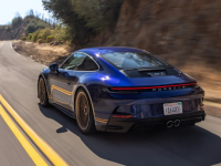 2022保时捷 911 GT3 Touring First Drive Review拥有隐形模式