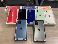 互联网看点：苹果iPhone 12/Pro多款配色真机照曝光 新机已经抵达经销商手中